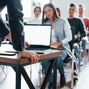 운영 지원 & 교육